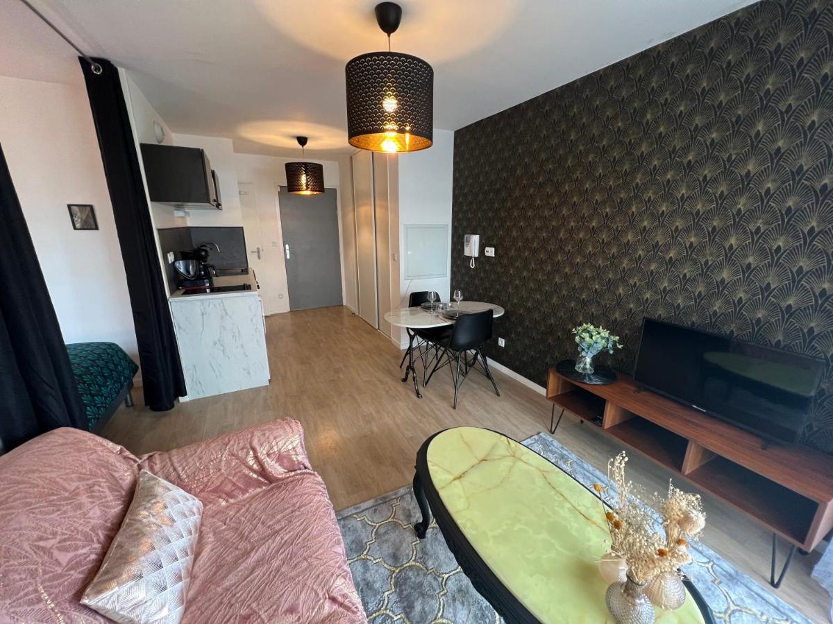 Le Trendy Apartment Cesson-Sevigne Luaran gambar